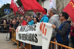 A CIG-Ensino concentrouse en Mondoñedo contra os recortes, a implantación da LOMCE e as reválidas 